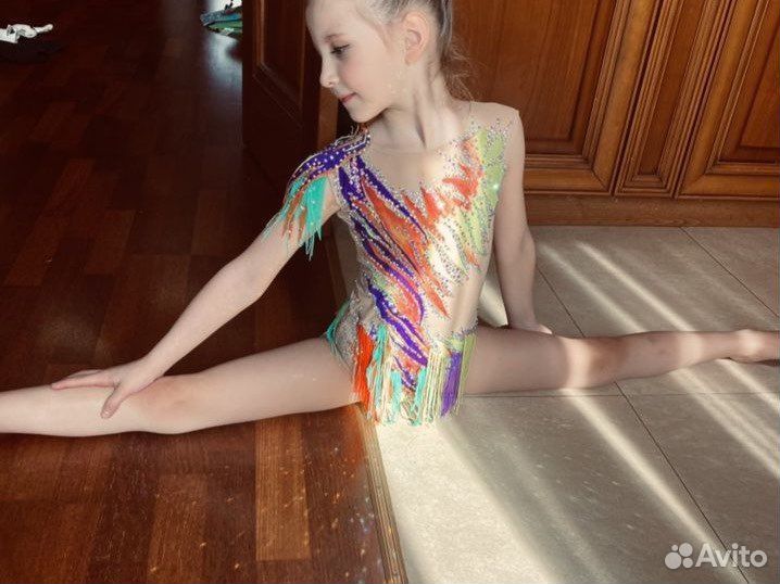 Купальник для художественной гимнастики