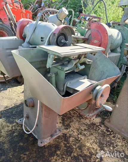 Станок для заточки режущего инструмента 3б632в