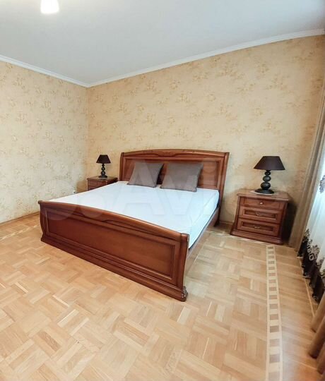 3-к. квартира, 95 м², 3/10 эт.