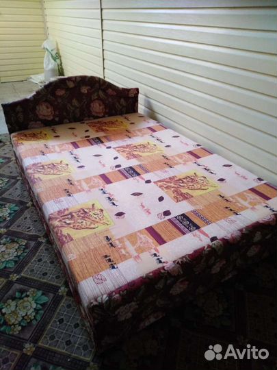 Кровать двухспальная