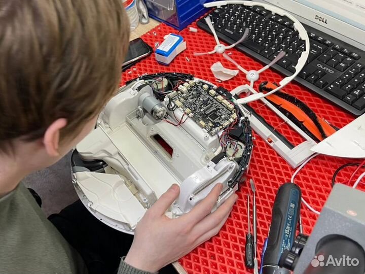 Ремонт роботов-пылесосов Dyson, LG, Xiaomi, Samsun