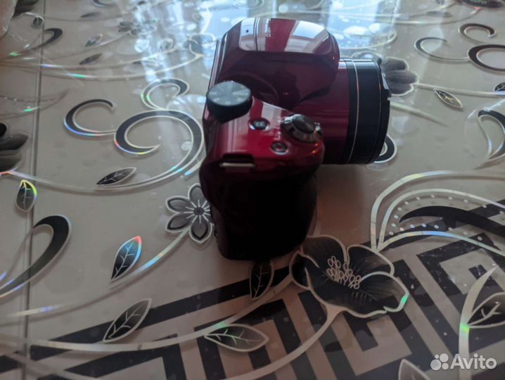 Компктный фотоаппарат samsung WB110