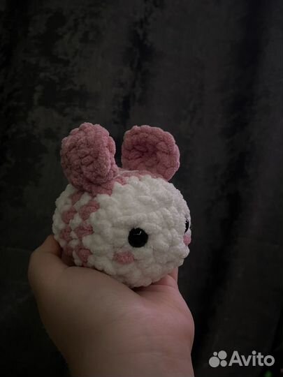 Вязаная пчела