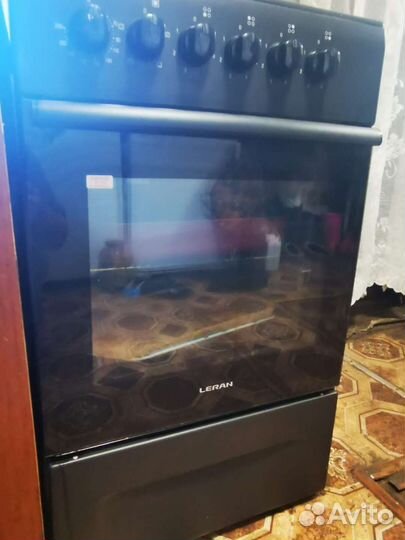 Индукционная плита 4 конфорки leran