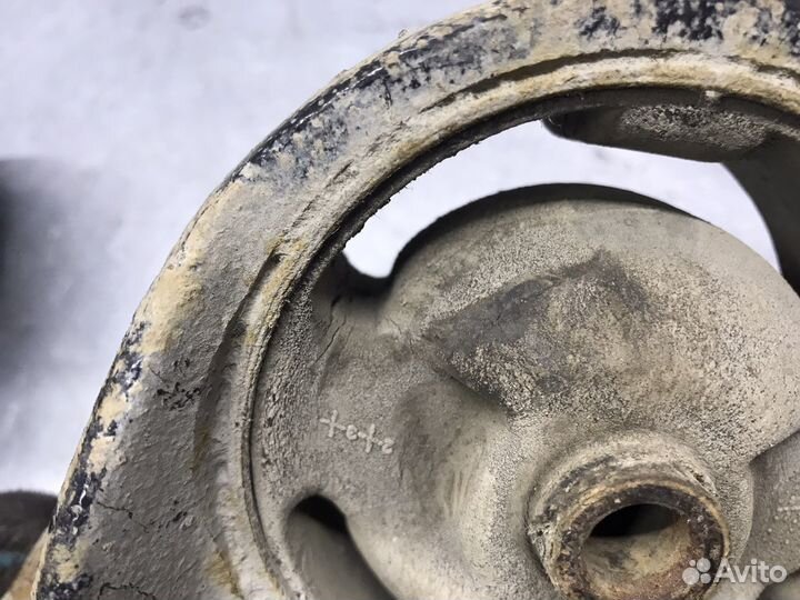 Подушки двигателя Kia Magentis 2002г.в., G4JP 2.0L