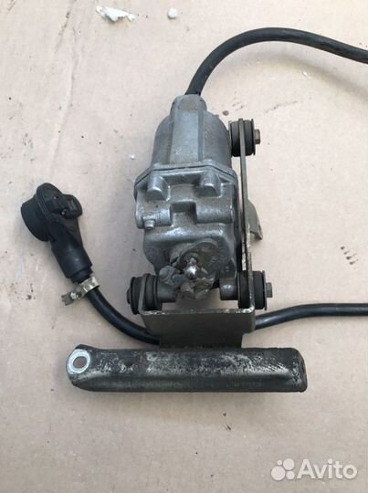 Моторчик круиз контроля Мерседес W124 (975)