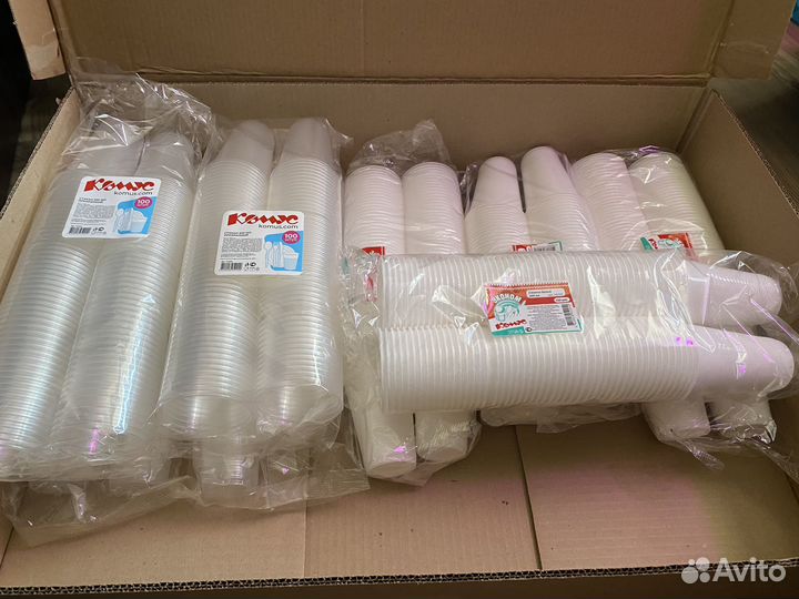 Одноразовые стаканчики