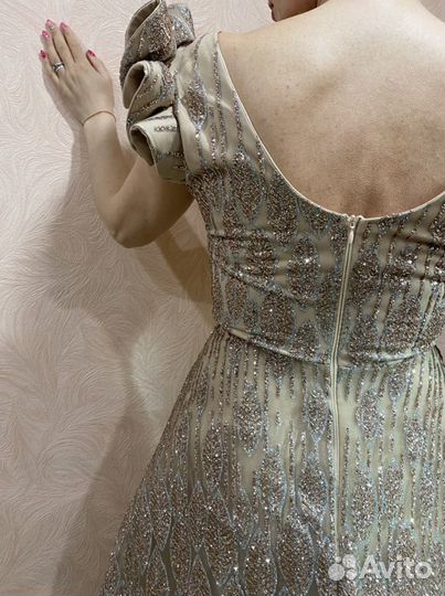 Вечернее платье