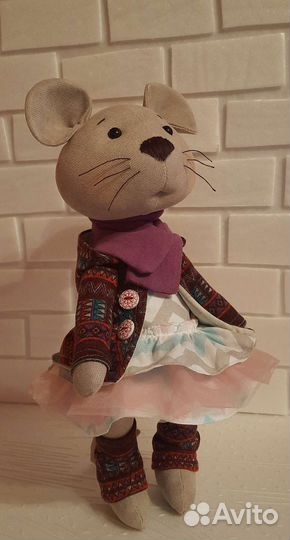 Мышка - интерьерная игрушка ручной работы