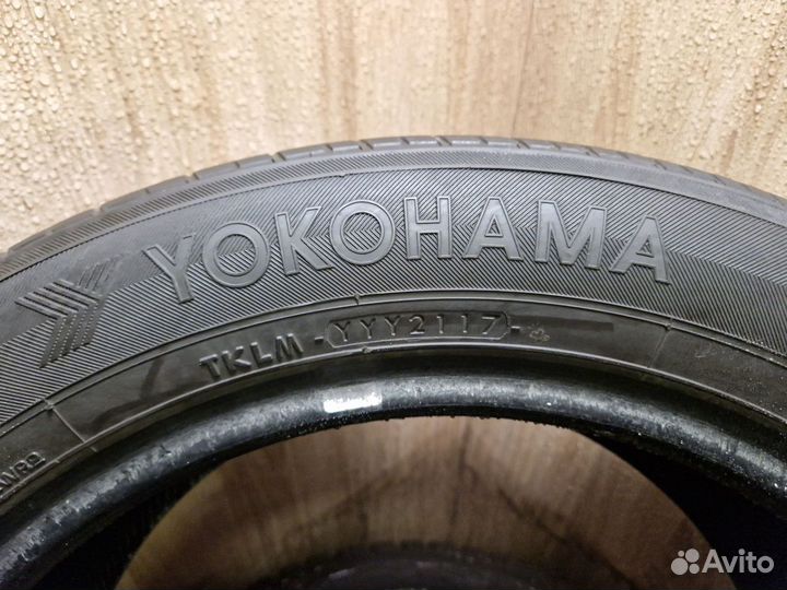 Yokohama BluEarth E70BZ 215/55 R17 94V