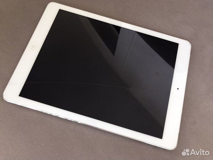 iPad Air 64Gb Wi-Fi + 4G LTE