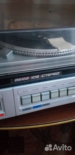 Проигрыватель винила СССР