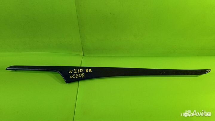 Накладка обшивки двери для Mercedes-Benz W210