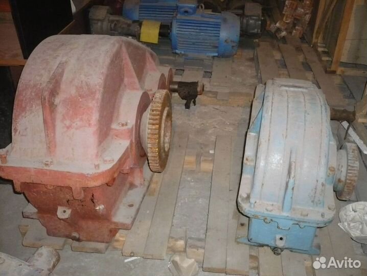 Редуктор Цилиндрическиий V-400 (4 SM)