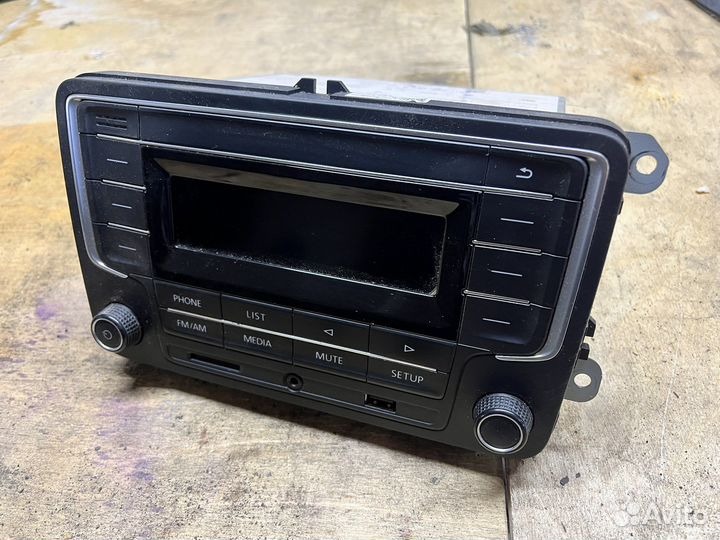 Магнитофон vw polo sedan