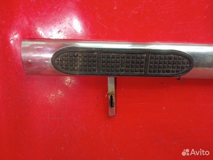 Подножка порога левая Jeep Grand Cherokee 4 WK2