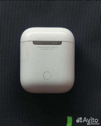 Кейс airpods 2 бу