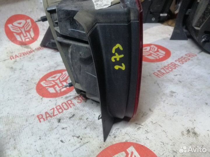 Фонарь задний правый Volkswagen Golf 6 универсал