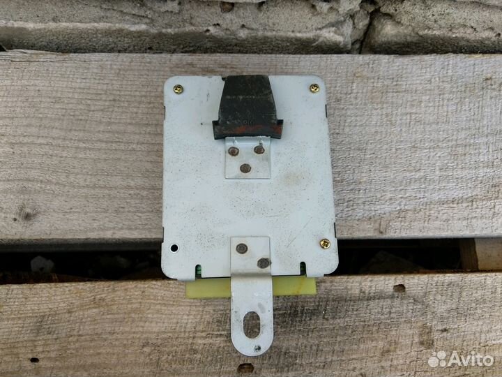 Блок управления центральным замком KIA Sportage 1