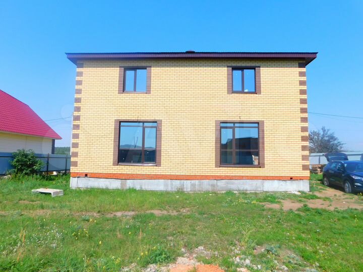 Таунхаус 105 м² на участке 5 сот.