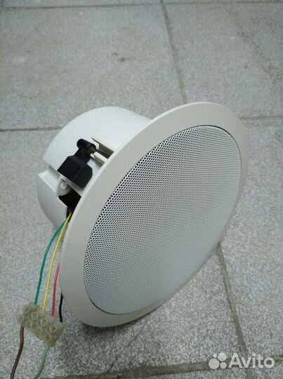 Встраиваемый громкоговоритель