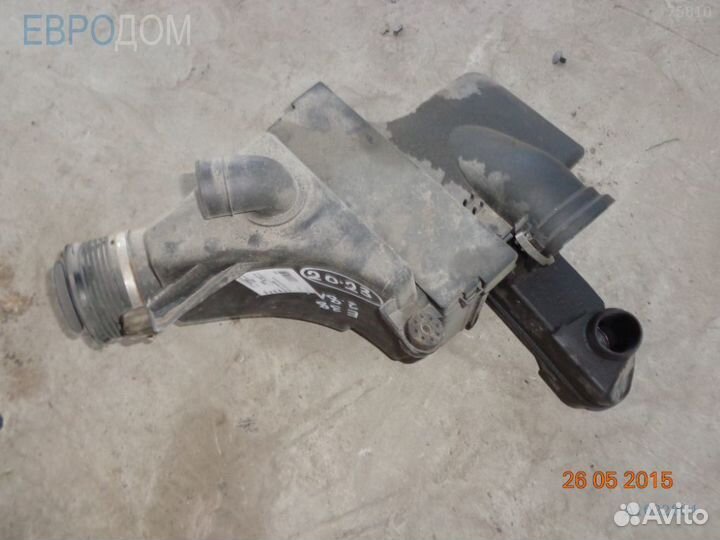 Корпус воздушного фильтра BMW E38