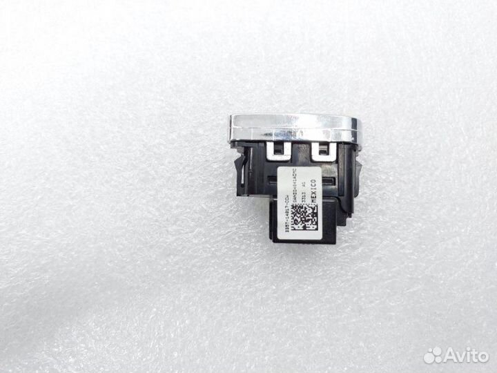 Кнопка центрального замка передняя правая Ford