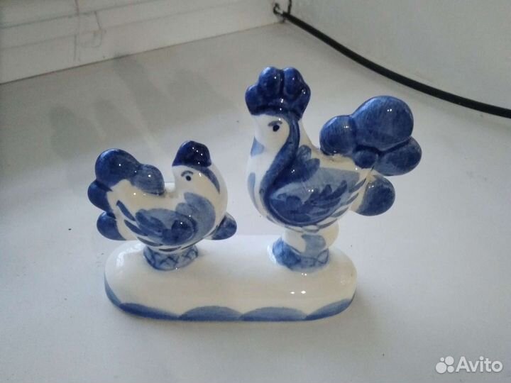 Статуэтка фарфор