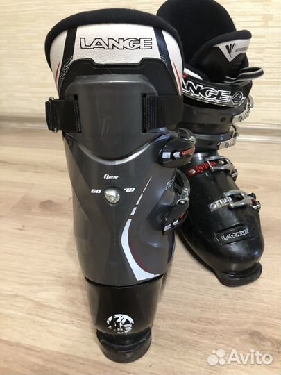Горнолыжные ботинки lange