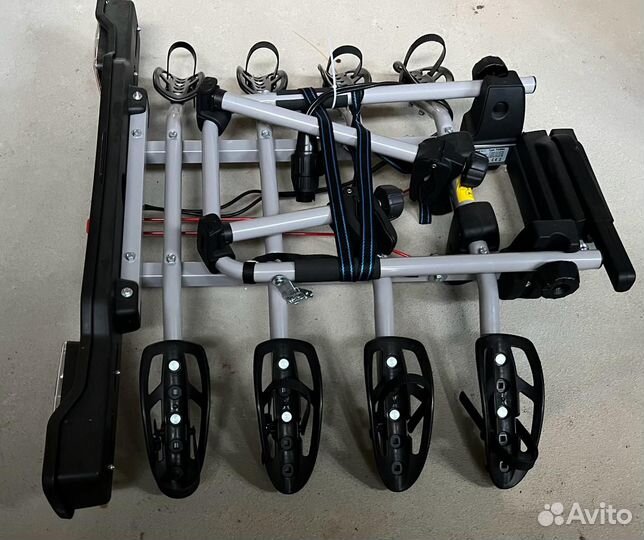 Крепление для 4-х велосипедов на фаркоп peruzzo pa