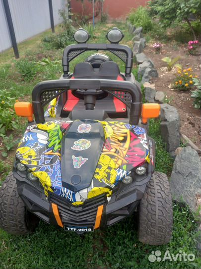 Детский электромобиль