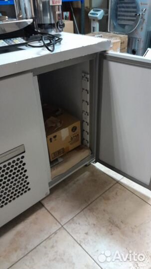 Стол холодильный новый