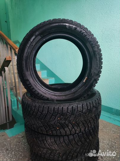 Michelin X-Ice North 4 205/55 R16