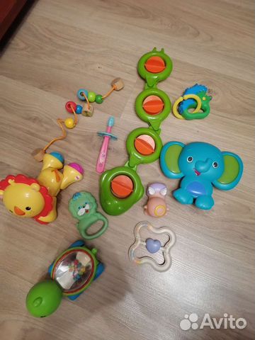 Развивающие игрушки пакетом