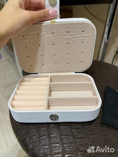 Шкатулка для украшений