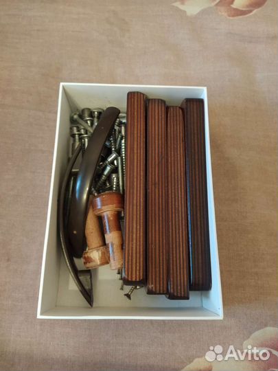 Детская кроватка с маятником и ящиком