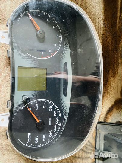 Приборная панель LADA granta