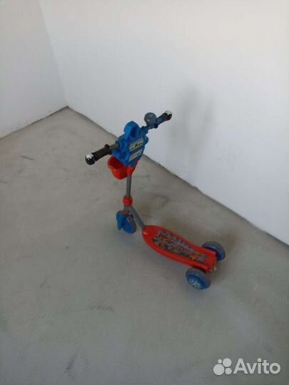 Самокат детский трехколесный