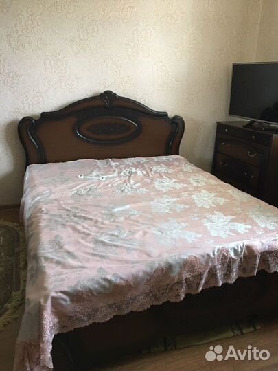 Спальный гарнитур бу