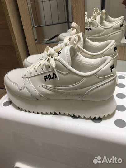 Новые кроссовки fila Италия