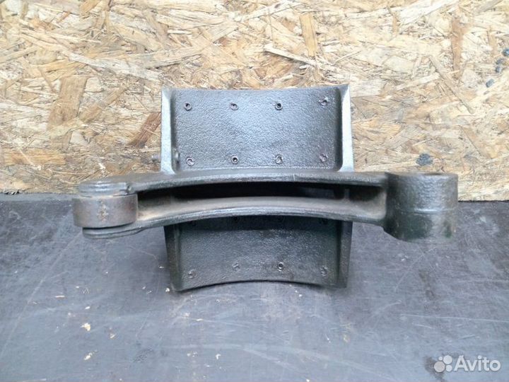 Колодка барабанного тормоза задняя Scania P 440