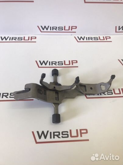 Вилка включения 6ой и задней передачи DSG7