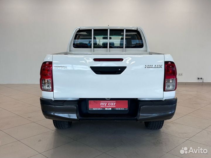 Toyota Hilux 2.4 МТ, 2016, 190 000 км