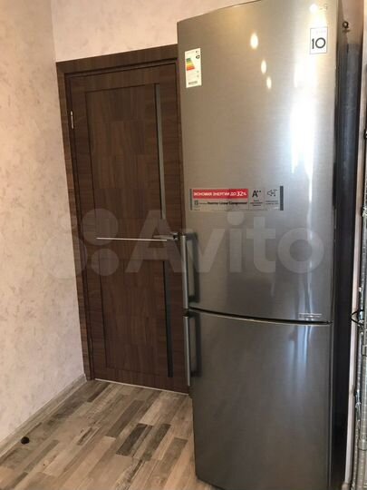 2-к. квартира, 60 м², 10/17 эт.