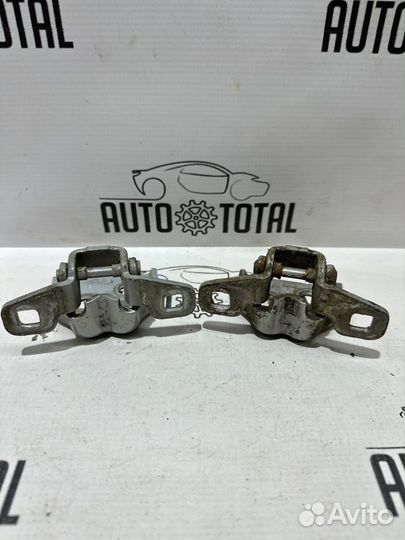 Петли двери задние левые Renault Logan K7J710 2008