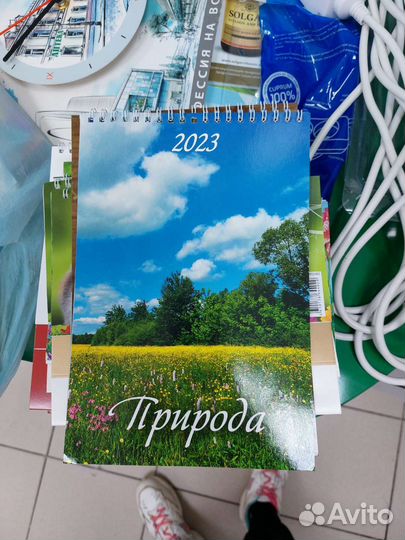 Календари на 2023 год много