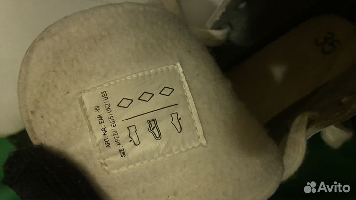 Коньки на девочку