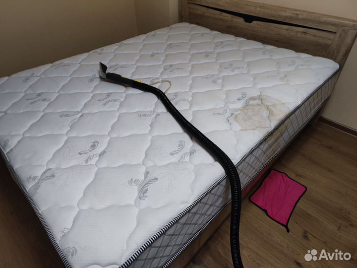 Химчистка мягкой мебели на дому