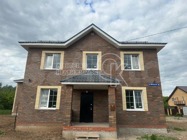 Дом 150 м² на участке 5 сот.