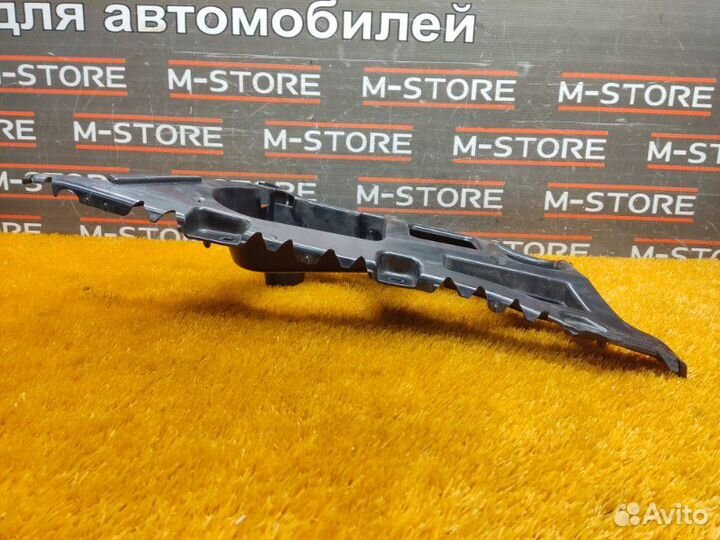 Крепление бампера заднее правое Bmw 3-Series E90